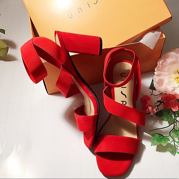 Delia Sandal from UNISA. Size 6 Red. Women’s. - Picture 2 of 7